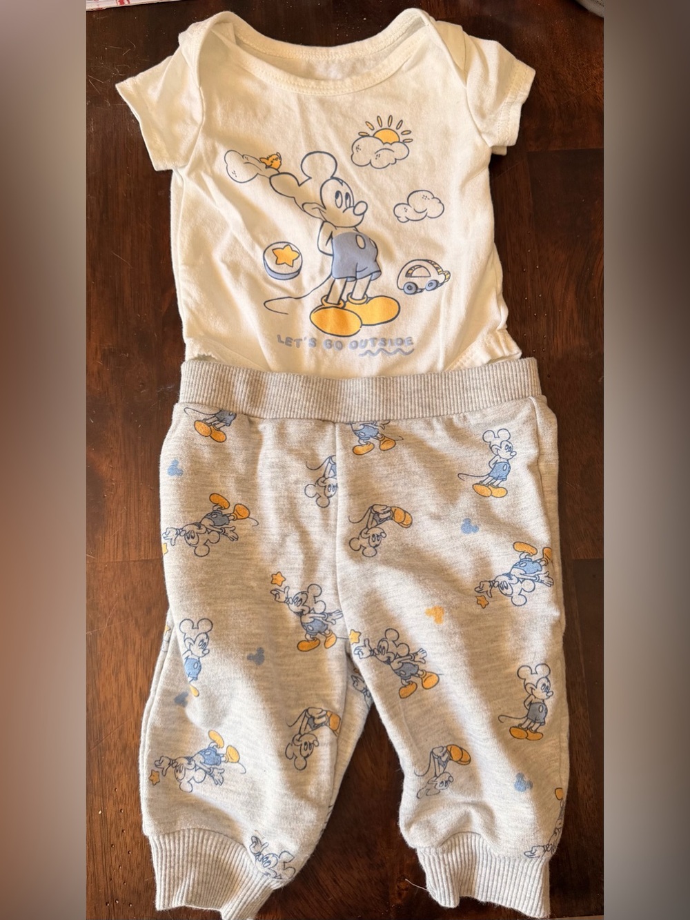 Newborn Mickey Mouse Set Disney